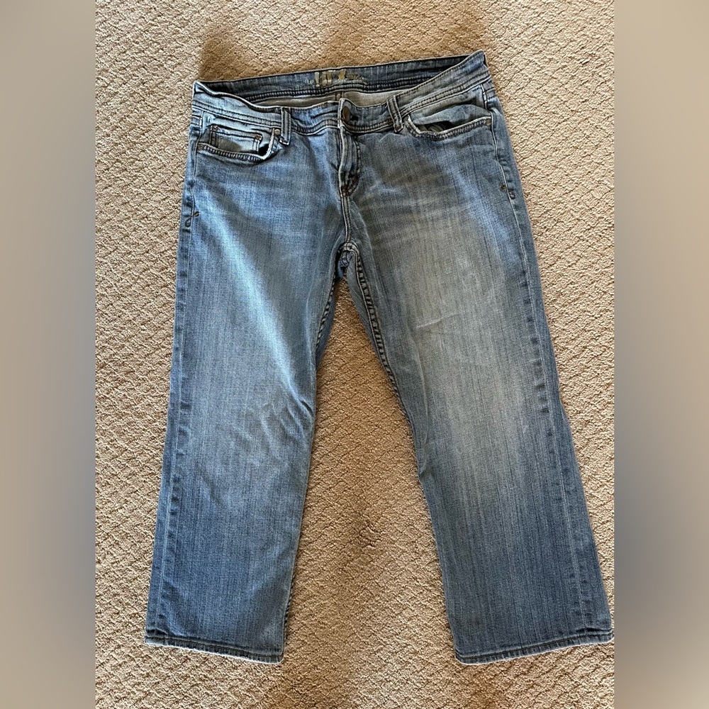 !iT brand Classic Blue Women's cropped Jeans